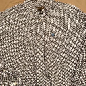 Ariat men’s button down.